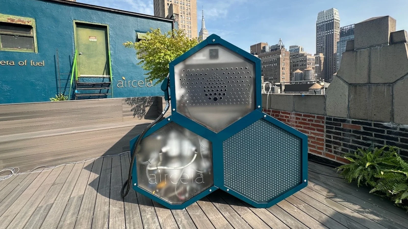 Air-to-Gasoline: A Fridge-Sized Energy Tech From NYC