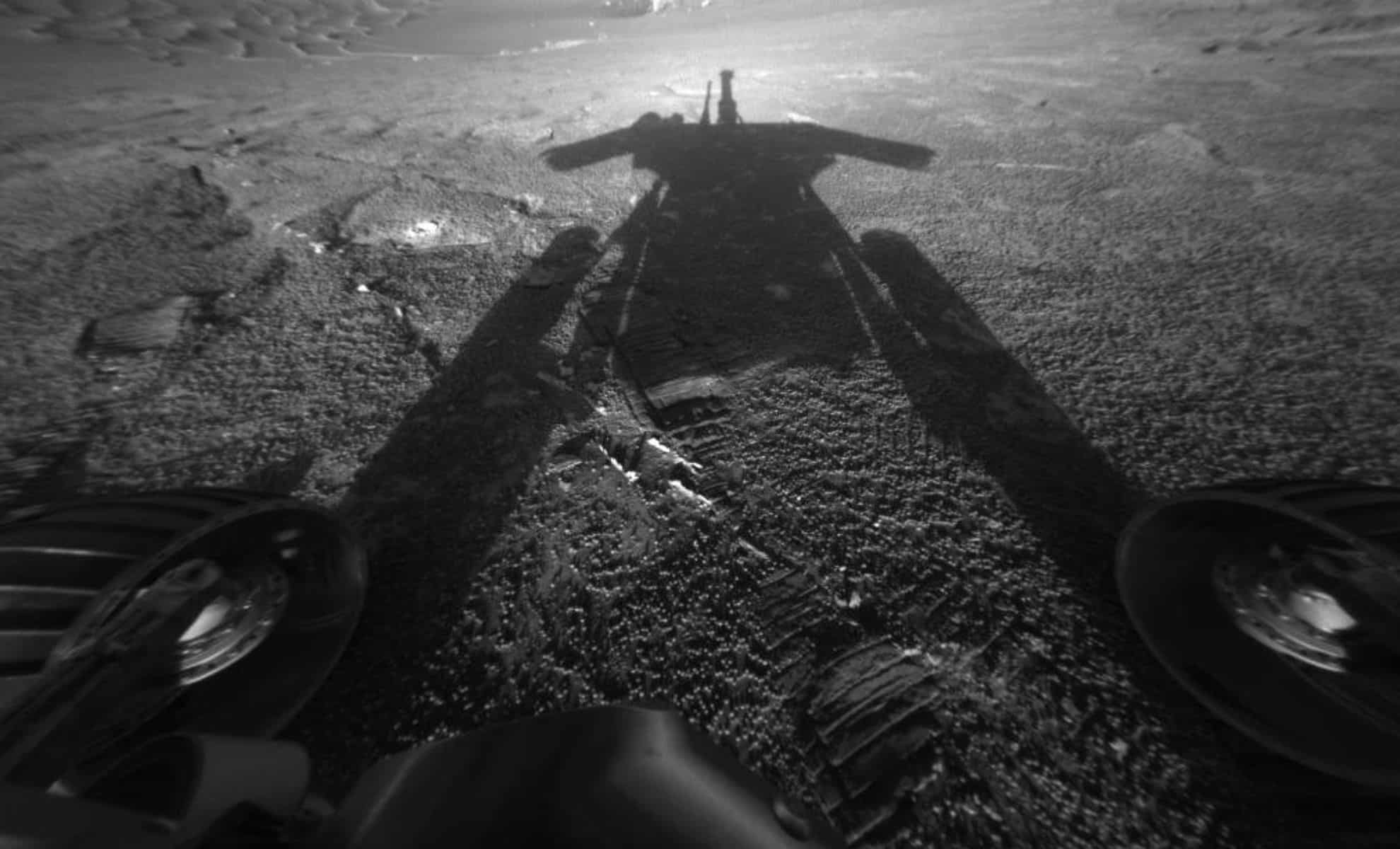 Featured image for NASA's Opportunity Rover Sends Last Message from Mars