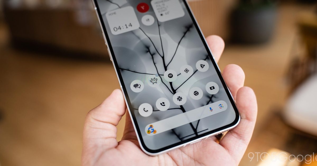 "Nothing Phone (2) Introduces Monochrome Icon Pack, Revolutionizing Icon Themes"