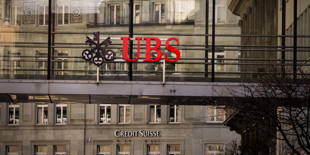 UBS in Talks for Credit Suisse Takeover