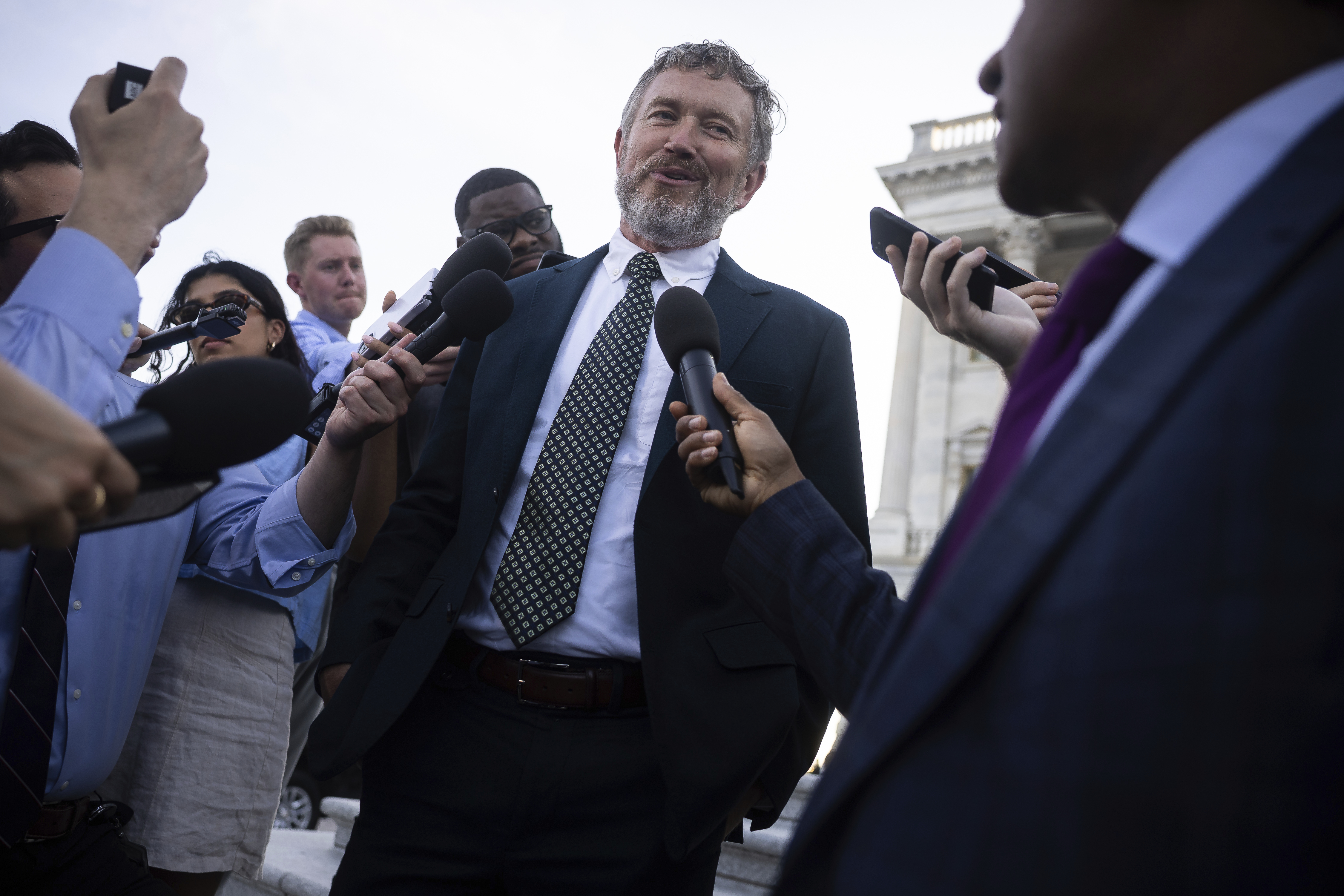 Featured image for GOP and Democrats Collaborate to Push for Epstein Files Transparency