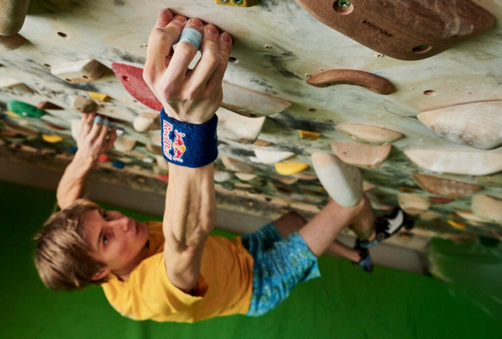 The Joint Impact of Rock Climbing