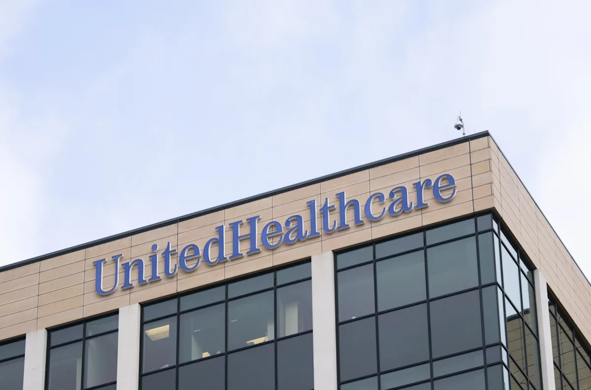 Featured image for Berkshire Hathaway's UnitedHealth Investment Sparks Market Rally