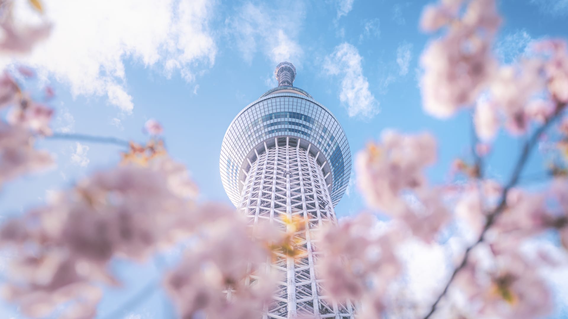 2023's Top City Destinations: Asian Cities Rise, Paris Reigns