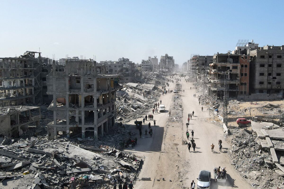 Featured image for Trump's Mideast Peace Deal Under Critical Scrutiny