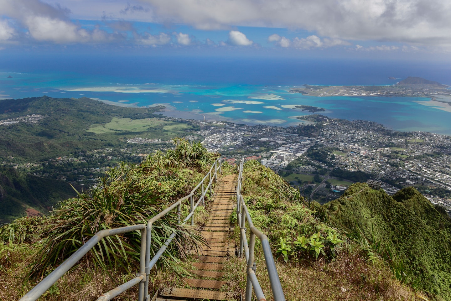 Featured image for "Hawaii to Permanently Dismantle Notorious 'Stairway to Heaven' Trail"