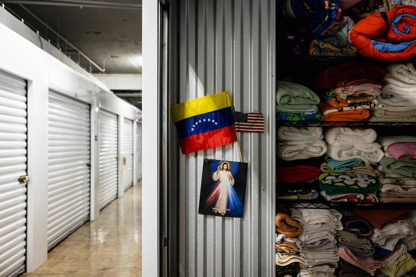 Venezuelans in U.S. Face Deportation as TPS Ends Amid Rising Tensions