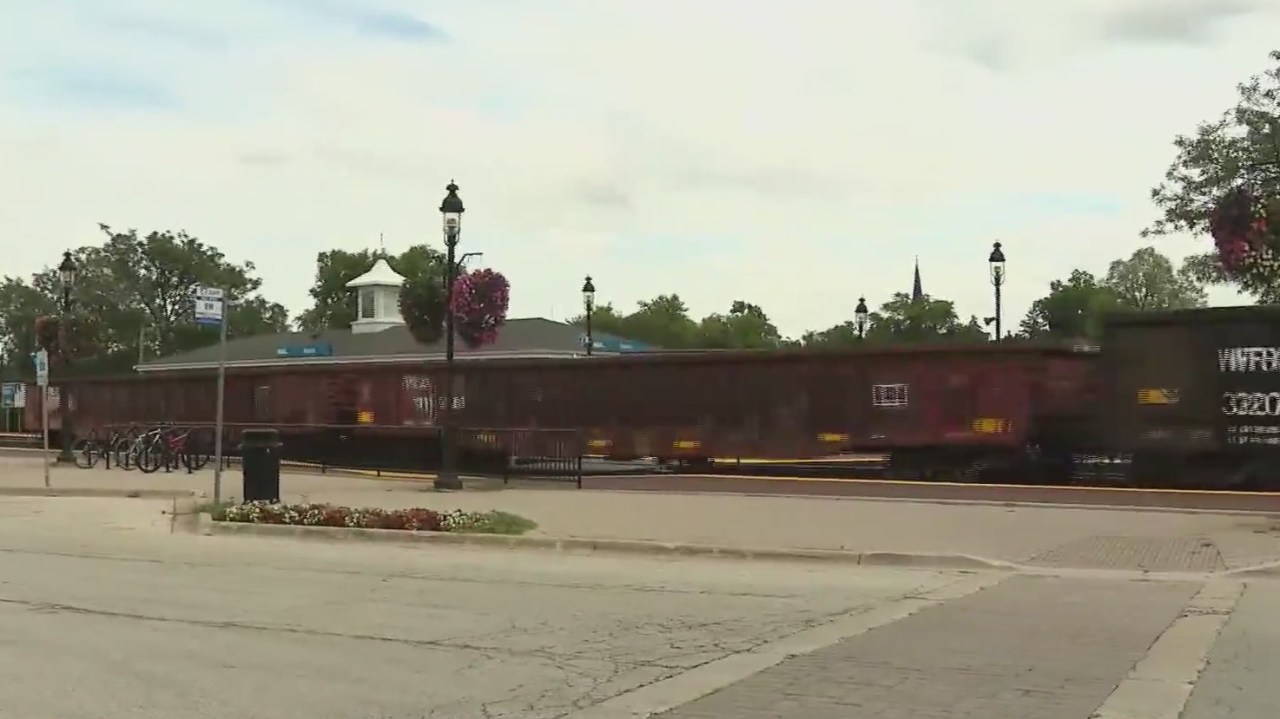 Featured image for Controversial Railroad Merger Approved Despite Concerns and Antitrust Push.