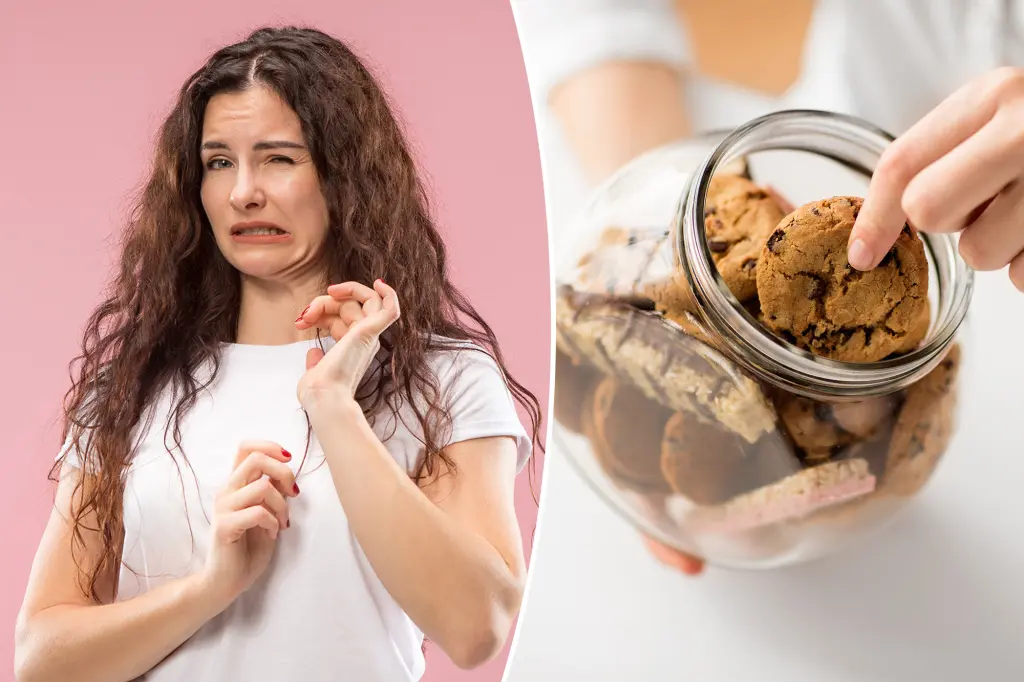 Featured image for The Rise of 'Cookie Jarring' and Other Toxic Dating Trends to Watch Out For