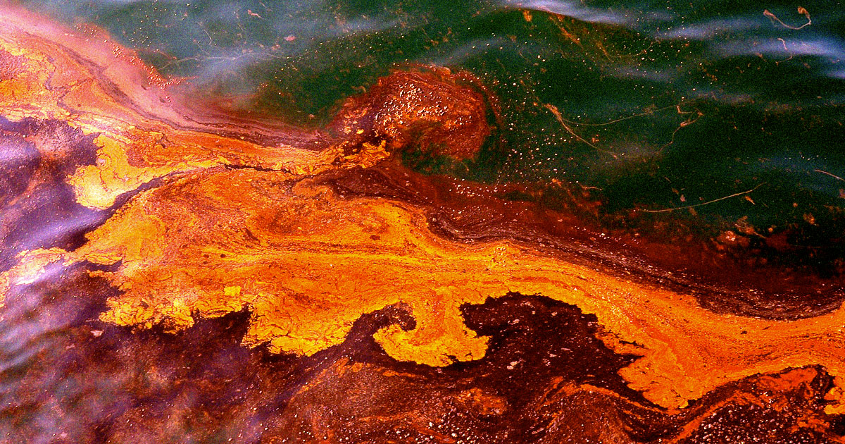 Featured image for Scientists Propose Ocean Chemical Dump to Combat Climate Change