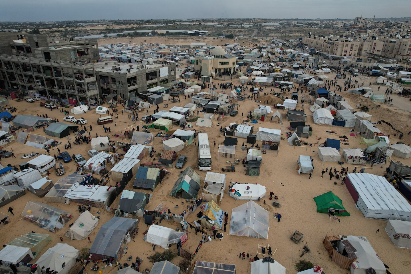 Israel's alleged attempts to force Palestinian exodus into Egypt during Gaza war raise concerns