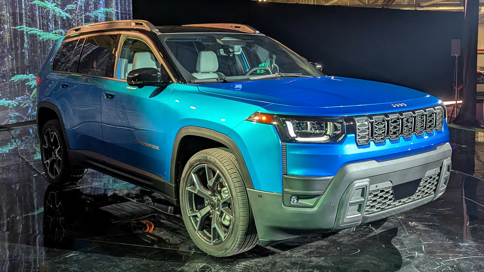 Featured image for 2026 Jeep Cherokee Debuts as a Luxurious Hybrid SUV