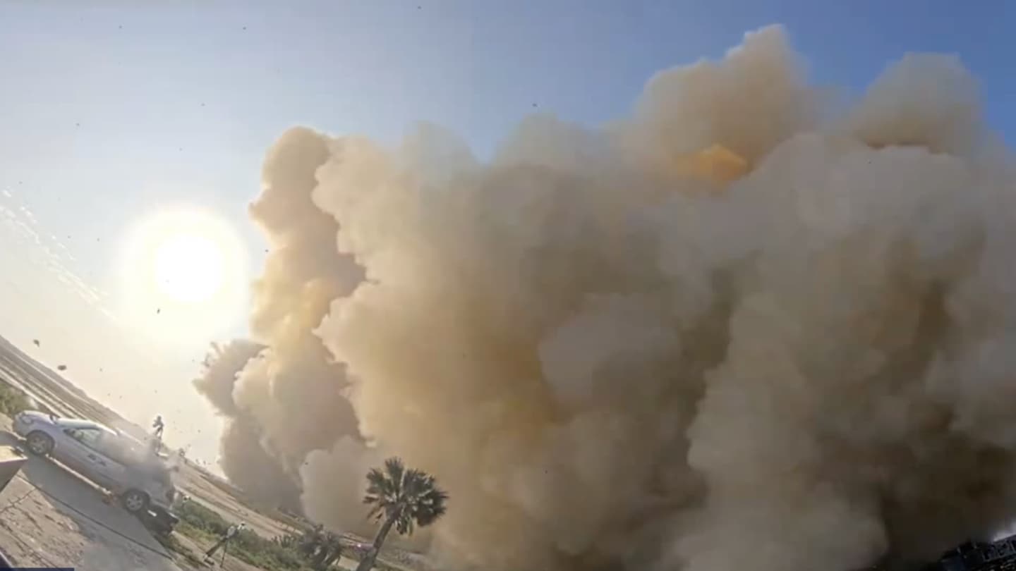 Featured image for SpaceX's Starship Launch Ends in Debris and Destruction.