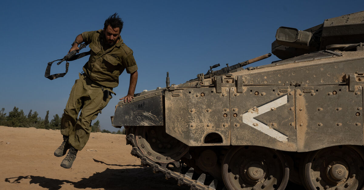 "First Aid Convoy Enters Gaza Amid Israel's Hezbollah Warning: Live Updates"