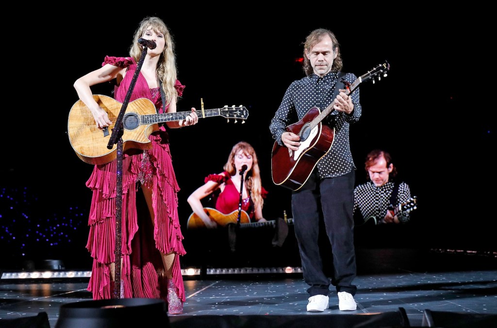 Taylor Swift's Tampa Concert: Live Debut, Viral Moment, and Set List Changes.