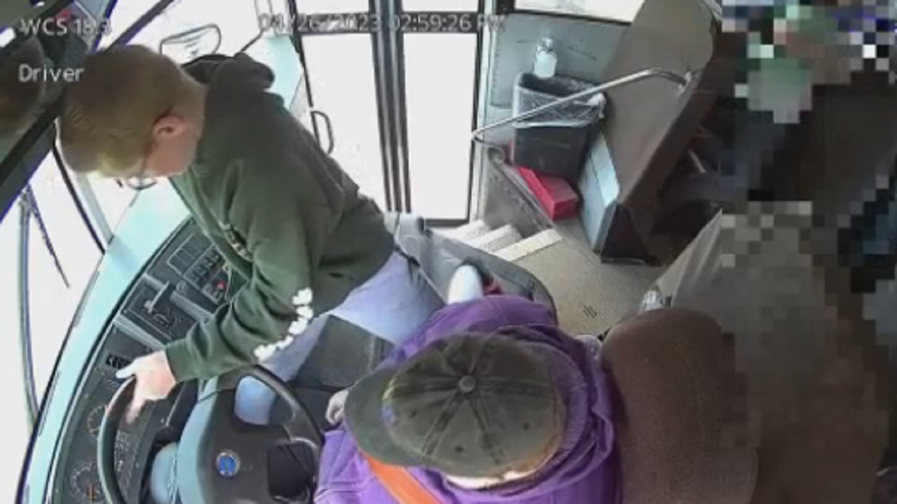 Michigan 7th grader hailed as hero for saving school bus.