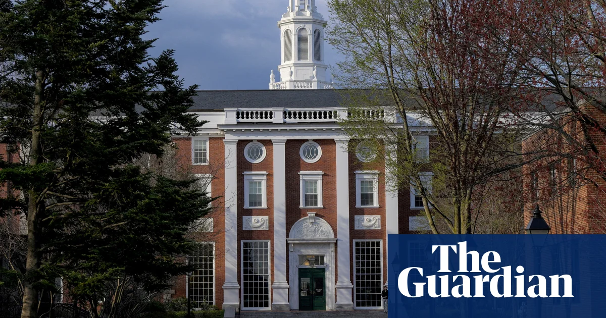 Featured image for University of Toronto to Host Harvard Students Amid Visa Restrictions