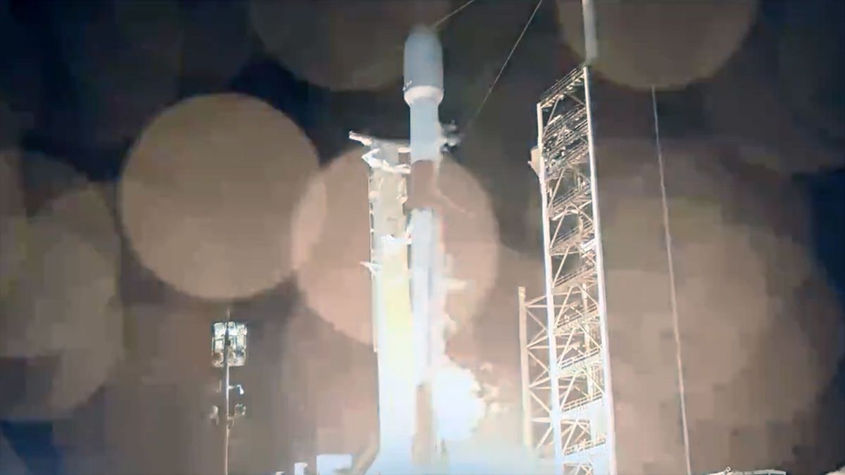 SpaceX Achieves 3rd Starlink Launch in 2 Days