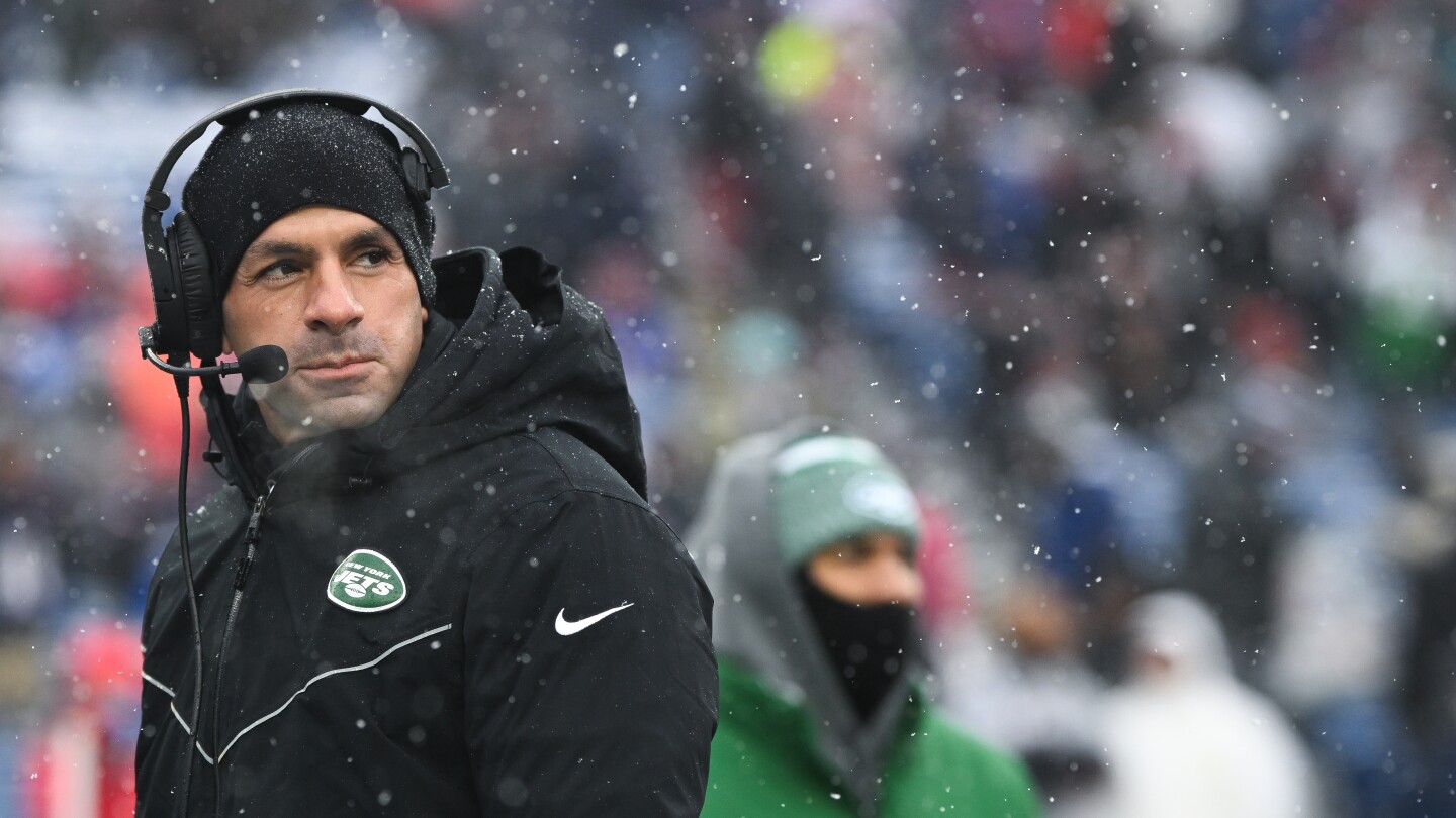 Featured image for "Jets Embrace Quiet Leadership Under Robert Saleh"