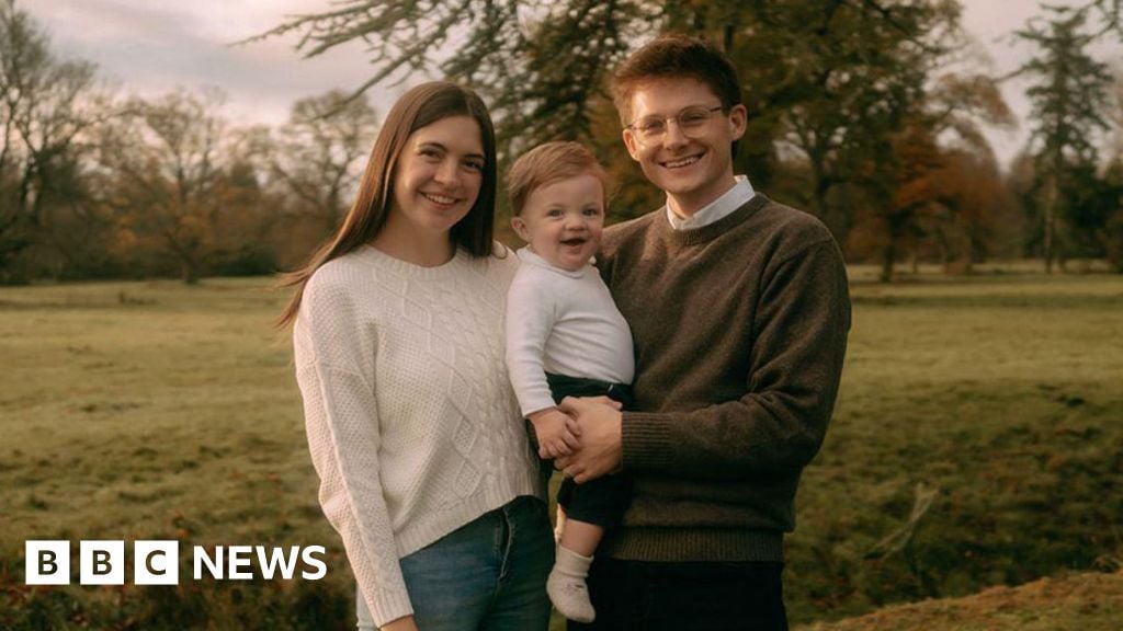 Featured image for Exploring Mormon Women's Hidden Lives and Public Perceptions