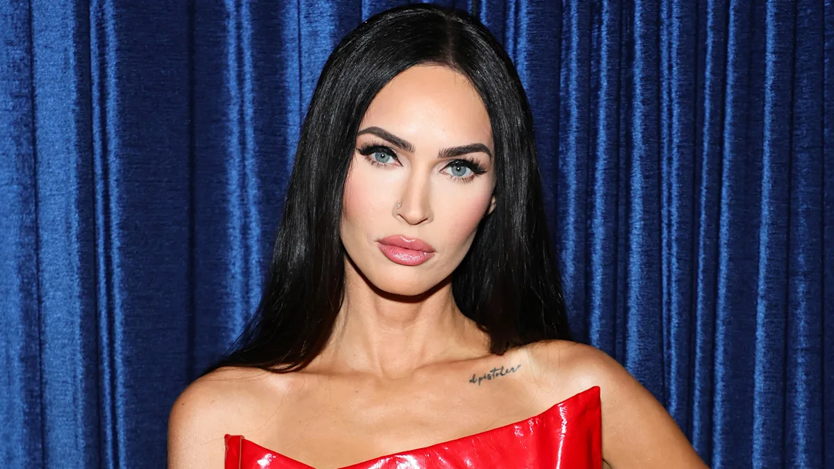 Featured image for Megan Fox Makes Rare Public Appearance Post-Baby with Machine Gun Kelly