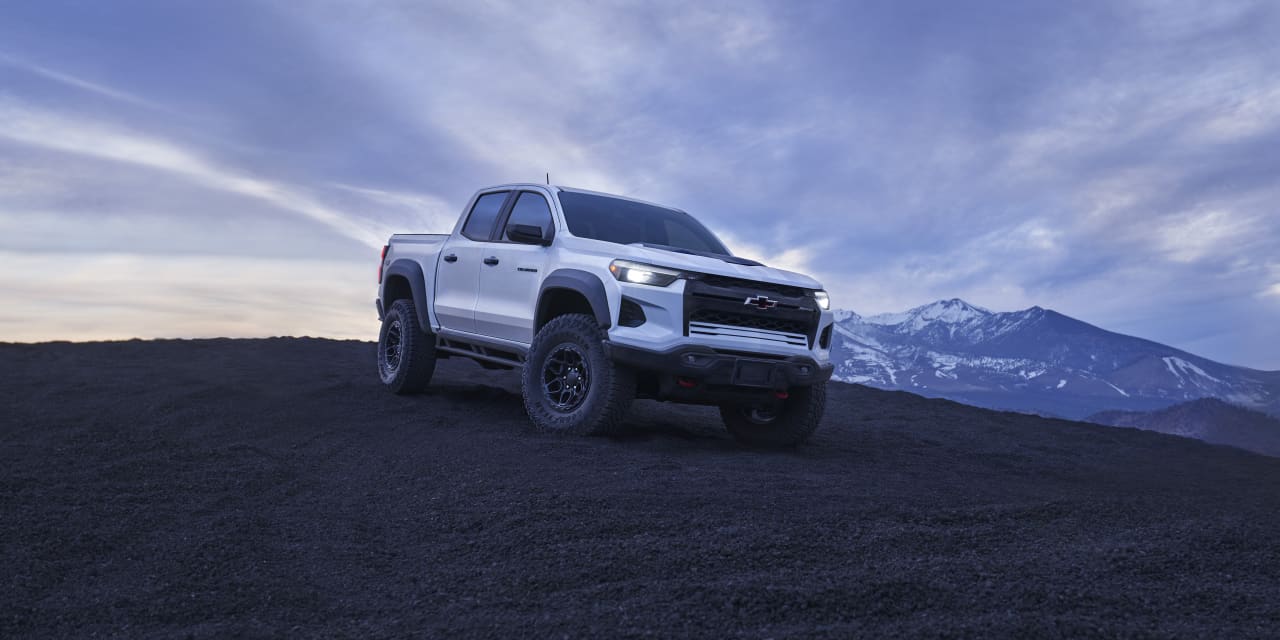 Featured image for "Chevy's Gas-Powered Truck Wins MotorTrend's Truck of the Year"