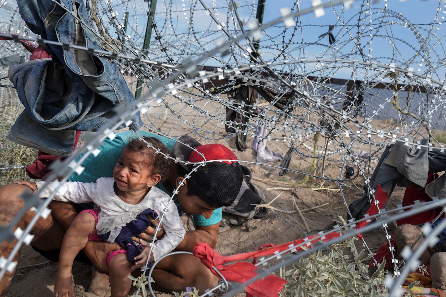 "Biden's Border Crisis: Democrats Demand Action as Migrant Influx Overwhelms US Cities"