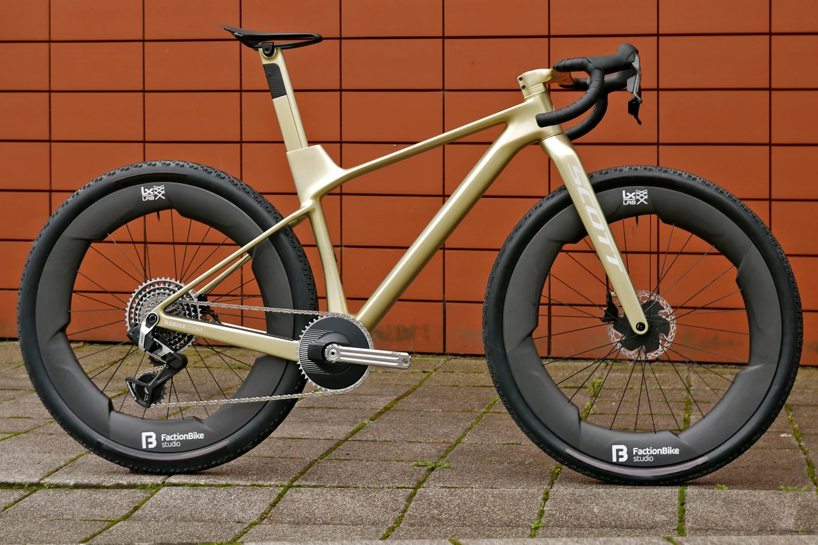 Bespoked Dresden 2025: Dangerholm's Ultra-Wide Gravel Wheels and Show Highlights