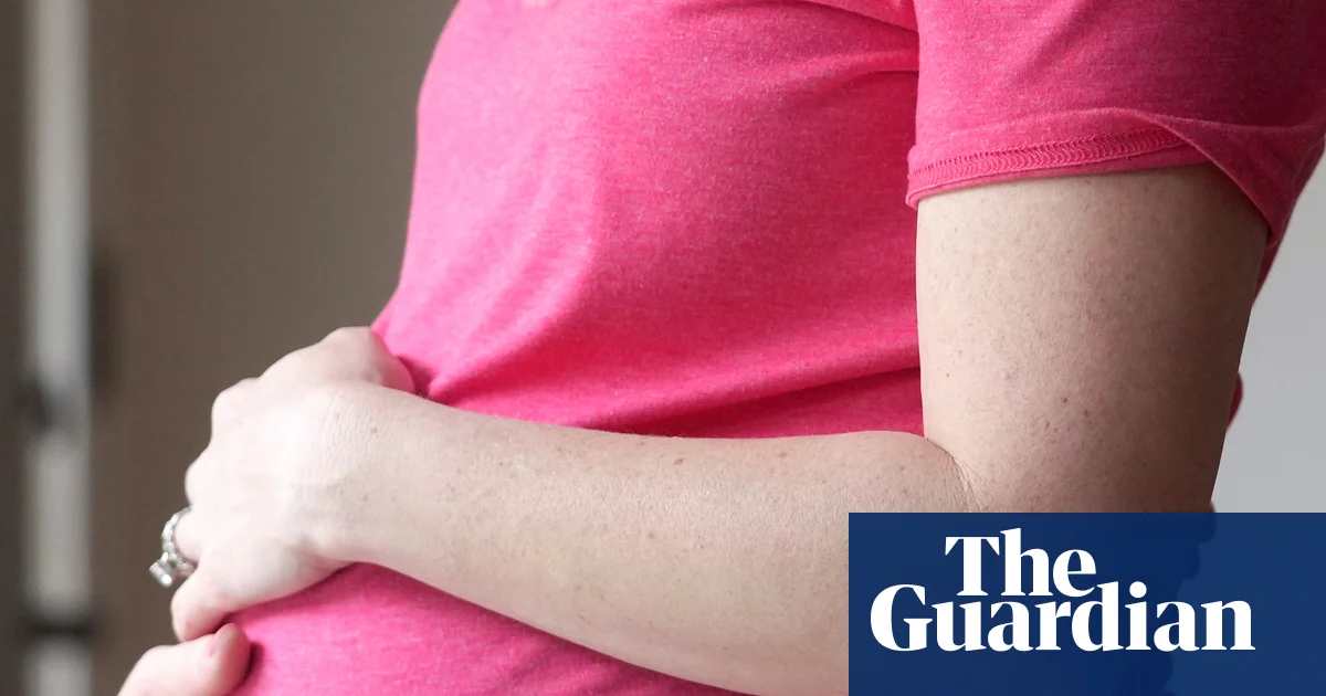 Featured image for Major Review Finds No Clear Link Between Paracetamol in Pregnancy and Autism or ADHD