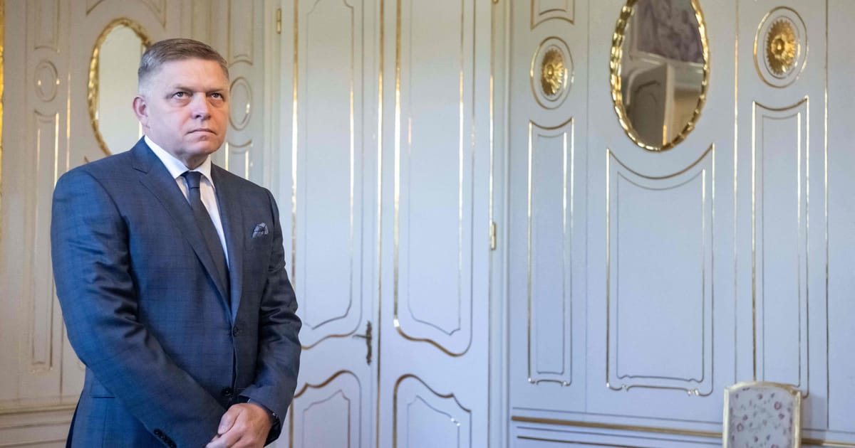 "Slovakia Suspends Ukraine Aid Following Pro-Russia Fico's Election Victory"