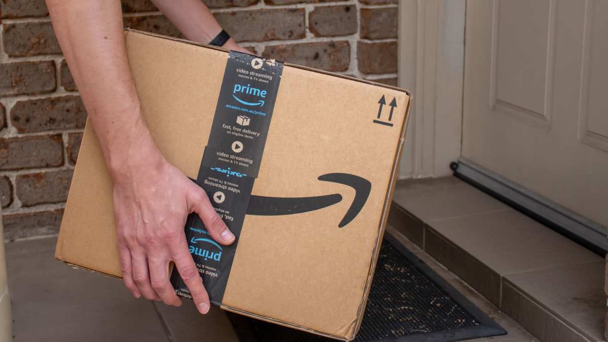 Top Amazon Deals: Rare Apple Watch Discount This Week