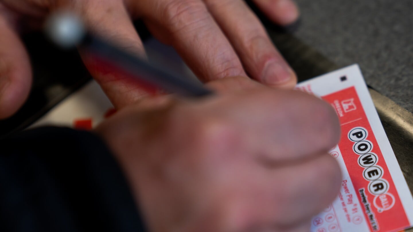 Featured image for Recent Powerball Wins and Jackpot Updates Across the U.S.