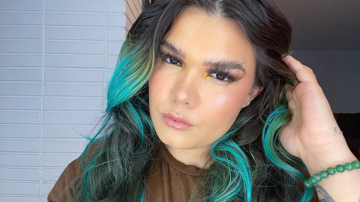 Madison de la Garza reveals 'Desperate Housewives' cyberbullying caused early eating disorder.