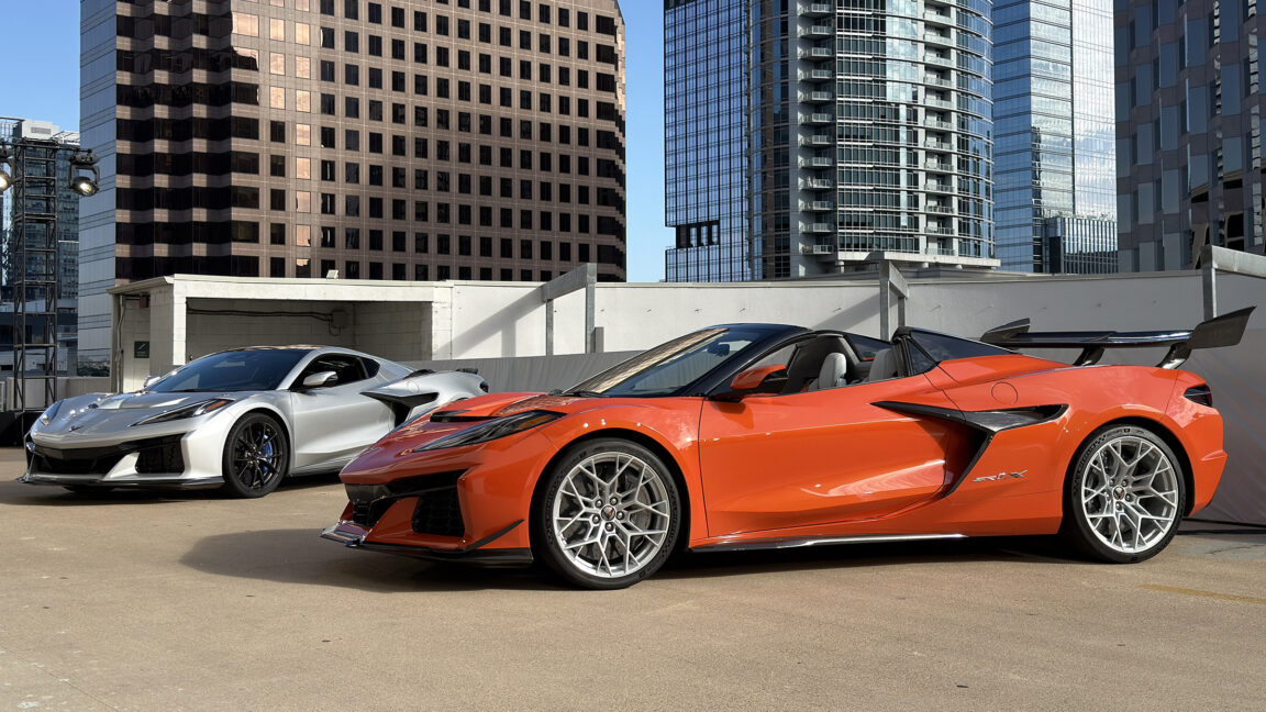 Featured image for Chevrolet Unveils 1,250-HP Corvette ZR1X Hypercar