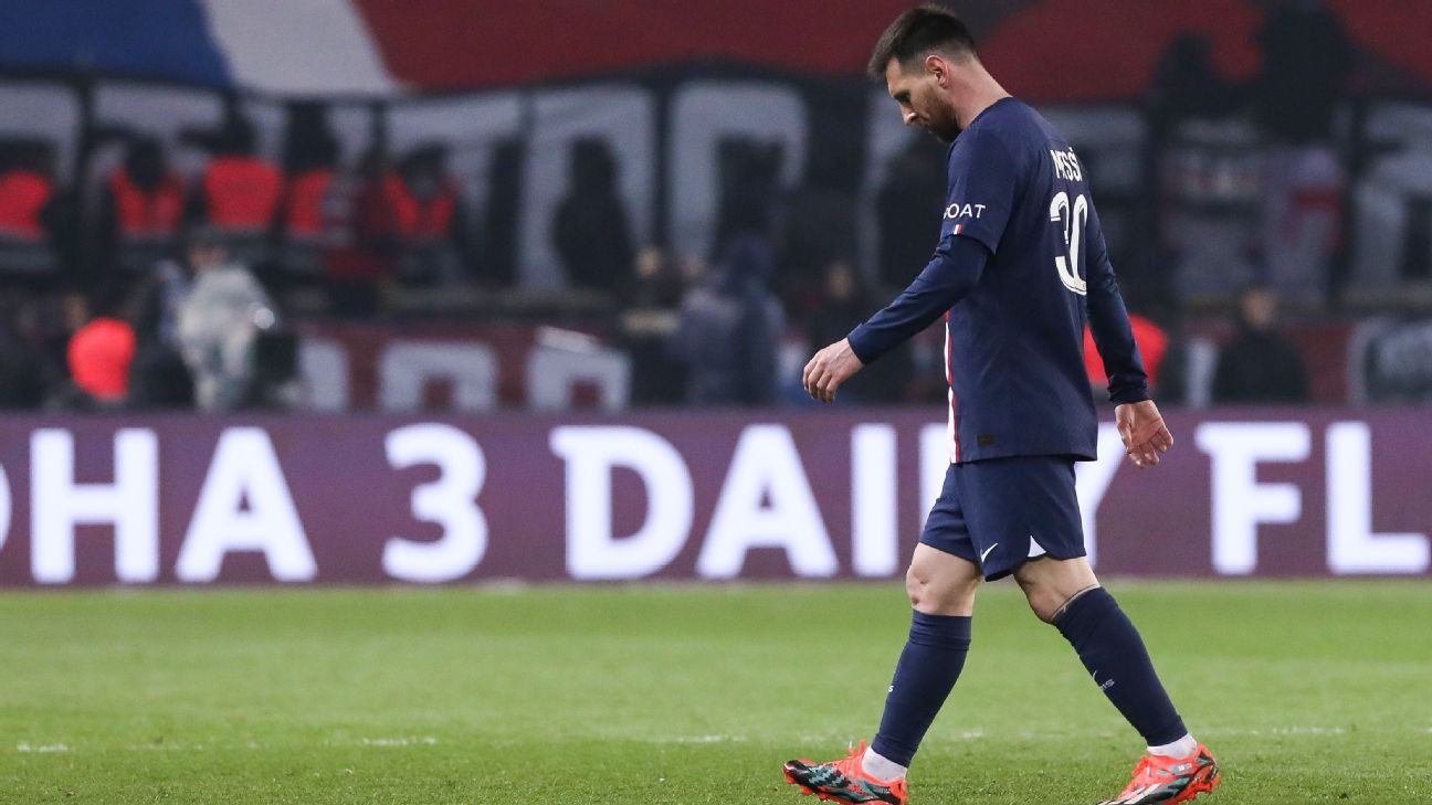 Lionel Messi Whistled by PSG Fans Despite Thierry Henry's Explanation.