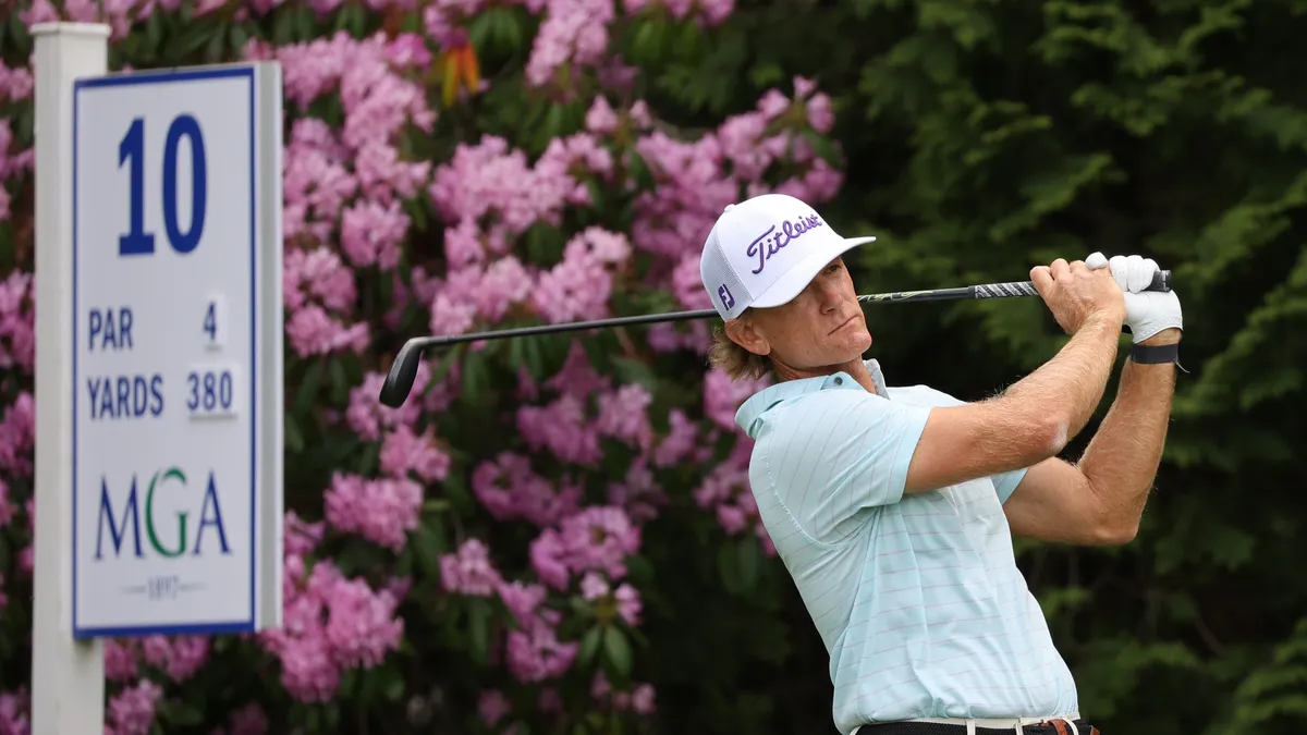 "Uber driver qualifies for 2023 US Open, LIV golfers compete in final qualifying"