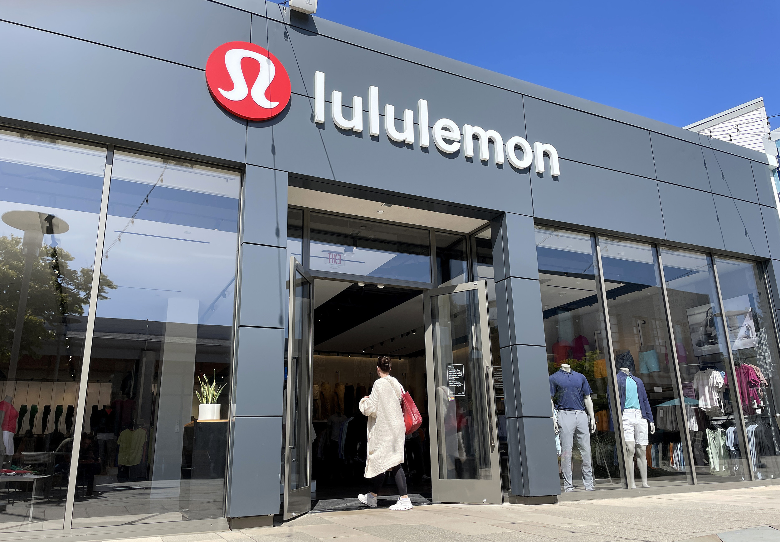 Featured image for Lululemon Founder Criticizes Company's Diversity Efforts, Invokes Backlash