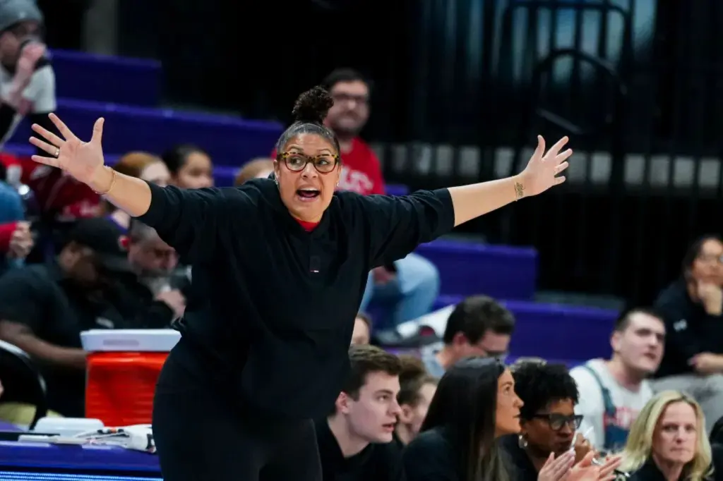 Ex-Wisconsin Women’s Basketball Players Sue Coach Over Psychological Abuse