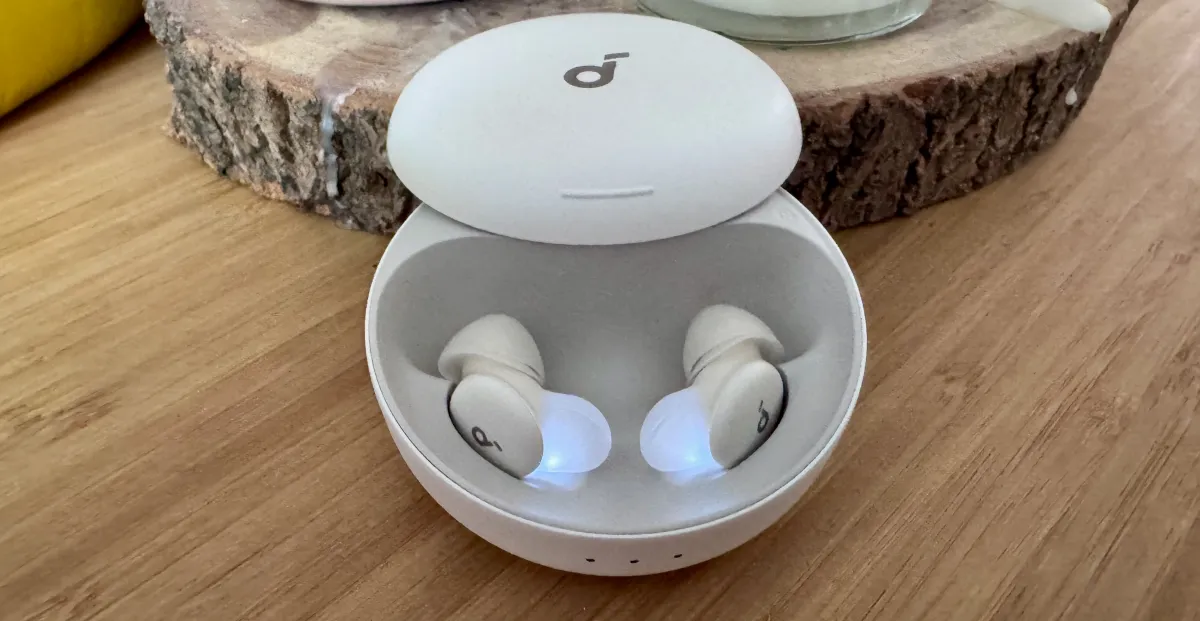 Featured image for Innovative Sleepbuds and Earbuds to Block Noise and Improve Sleep