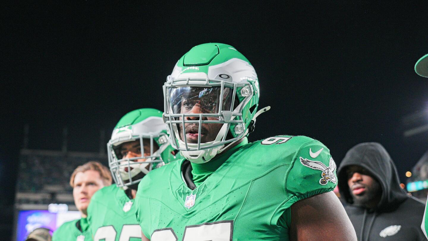 "Surprising Trade: Eagles Send Kentavius Street to Rival Falcons"