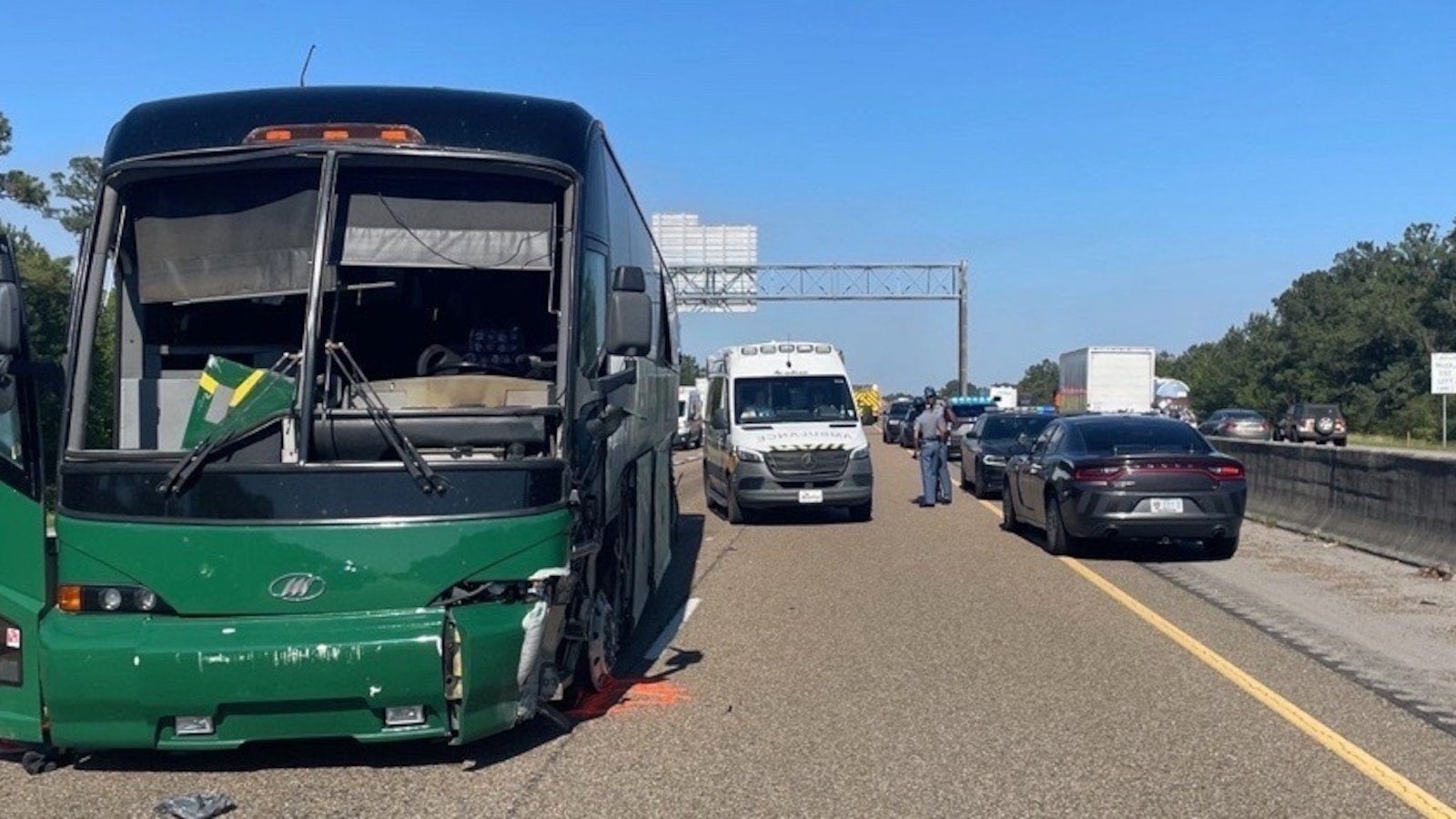 Featured image for "Brave USC Student Takes Control After Bus Crash Injures 11 in Mississippi"