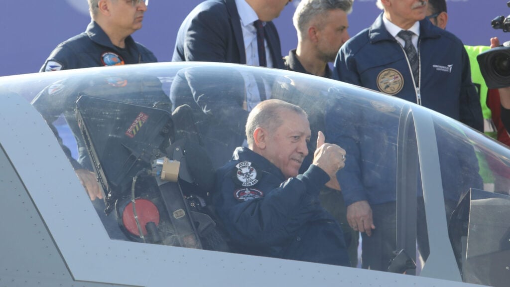 Featured image for "Turkey's KAAN 5th-Gen Fighter Successfully Completes Maiden Flight"