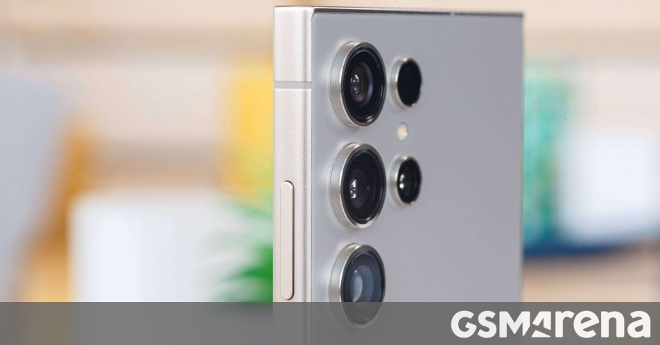 Featured image for "Samsung Regains Top Spot in Smartphone Market as Apple's iPhone Sales Decline"