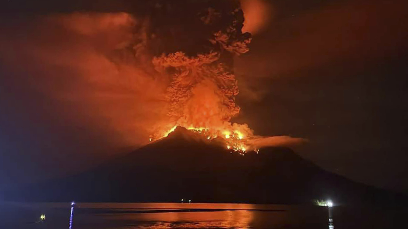 Featured image for "Indonesian Volcano Eruption Prompts Evacuations and Airport Closure Amid Tsunami Warnings"