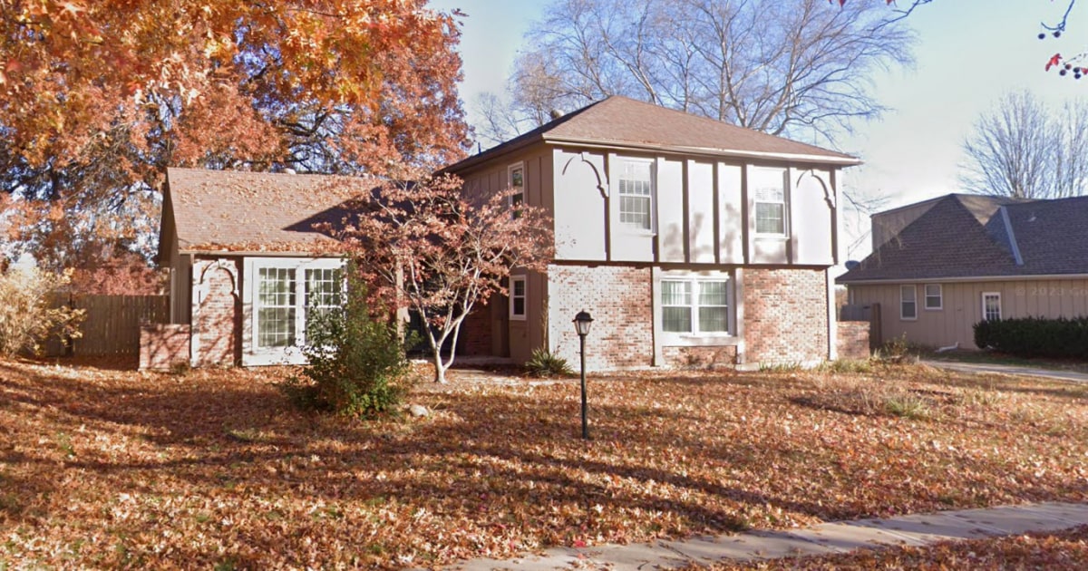 Featured image for "Unraveling the Mystery: Investigation into Deaths of 3 Kansas City Chiefs Fans at Watch Party"