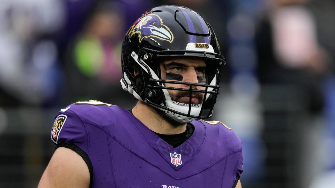 Featured image for "Ravens' Mark Andrews Aids Woman in In-Flight Medical Emergency"