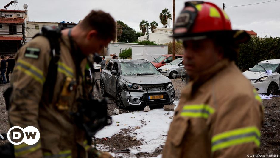 Featured image for Tensions Escalate as Israeli Strikes and Hezbollah Rockets Exchange Fire