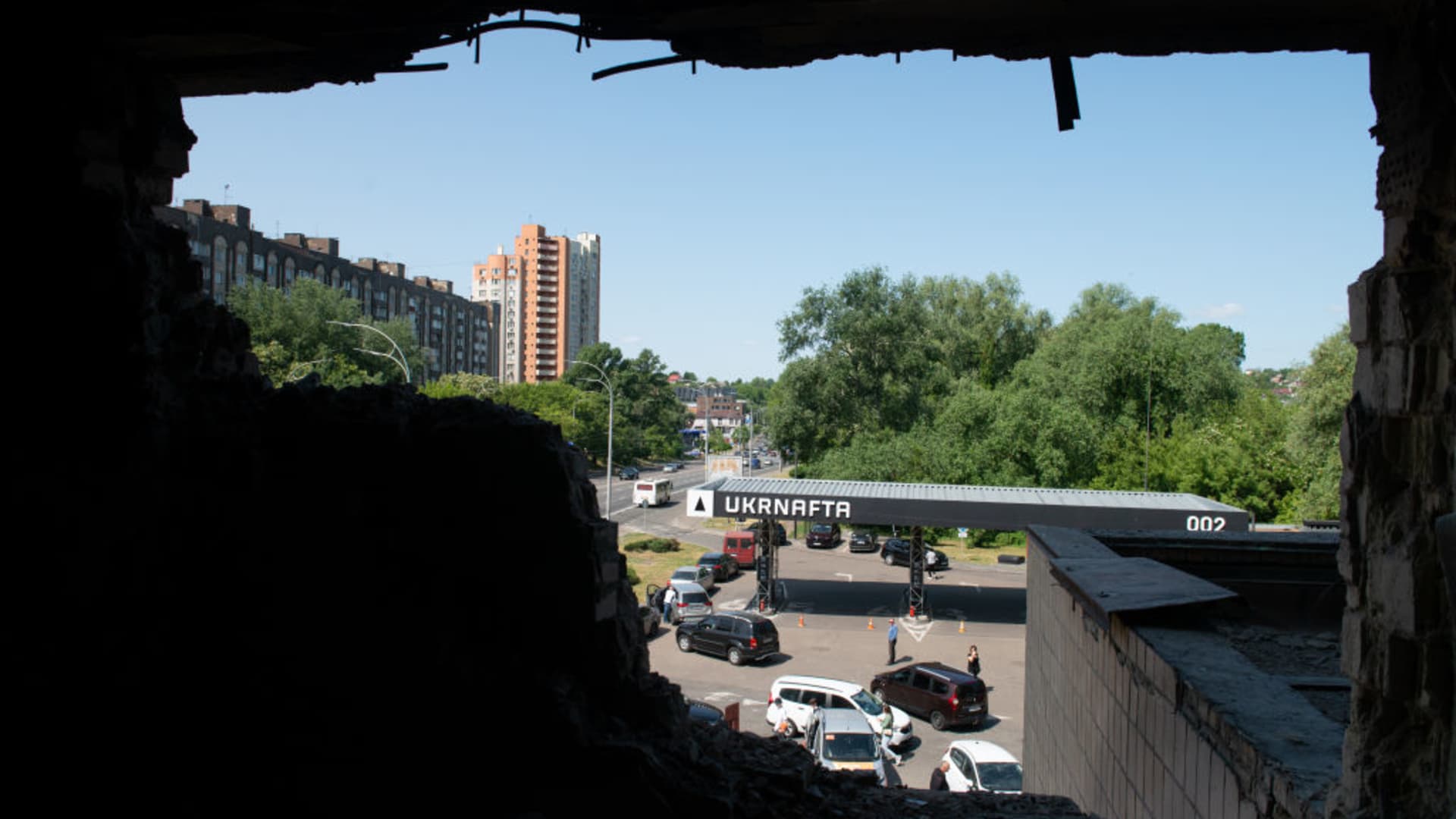Russia intensifies attacks on Ukraine with air raids and drone strikes