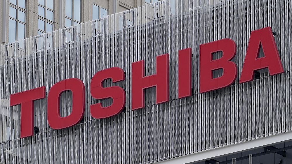 Featured image for Toshiba's Stock Exchange Exit Sealed with $14 Billion Takeover