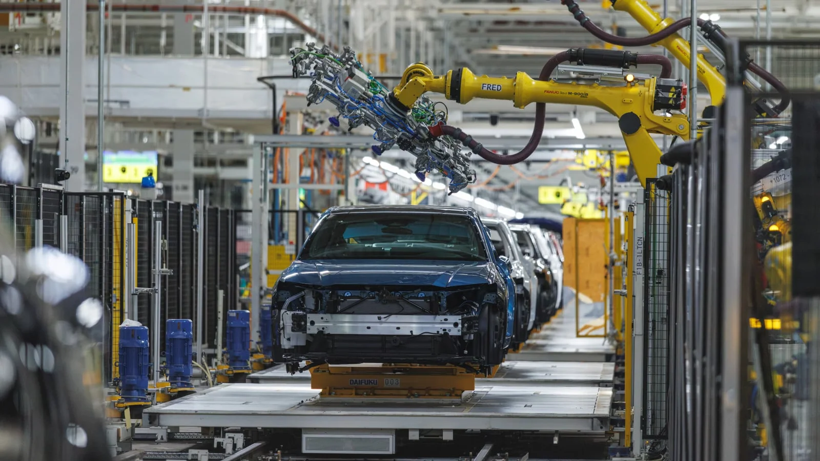 Toyota bets on U.S. production with $1B investment in Kentucky and Indiana